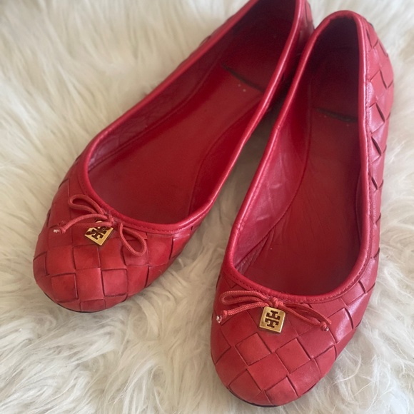 Tory Burch Red Quilted Flats - Picture 1 of 2